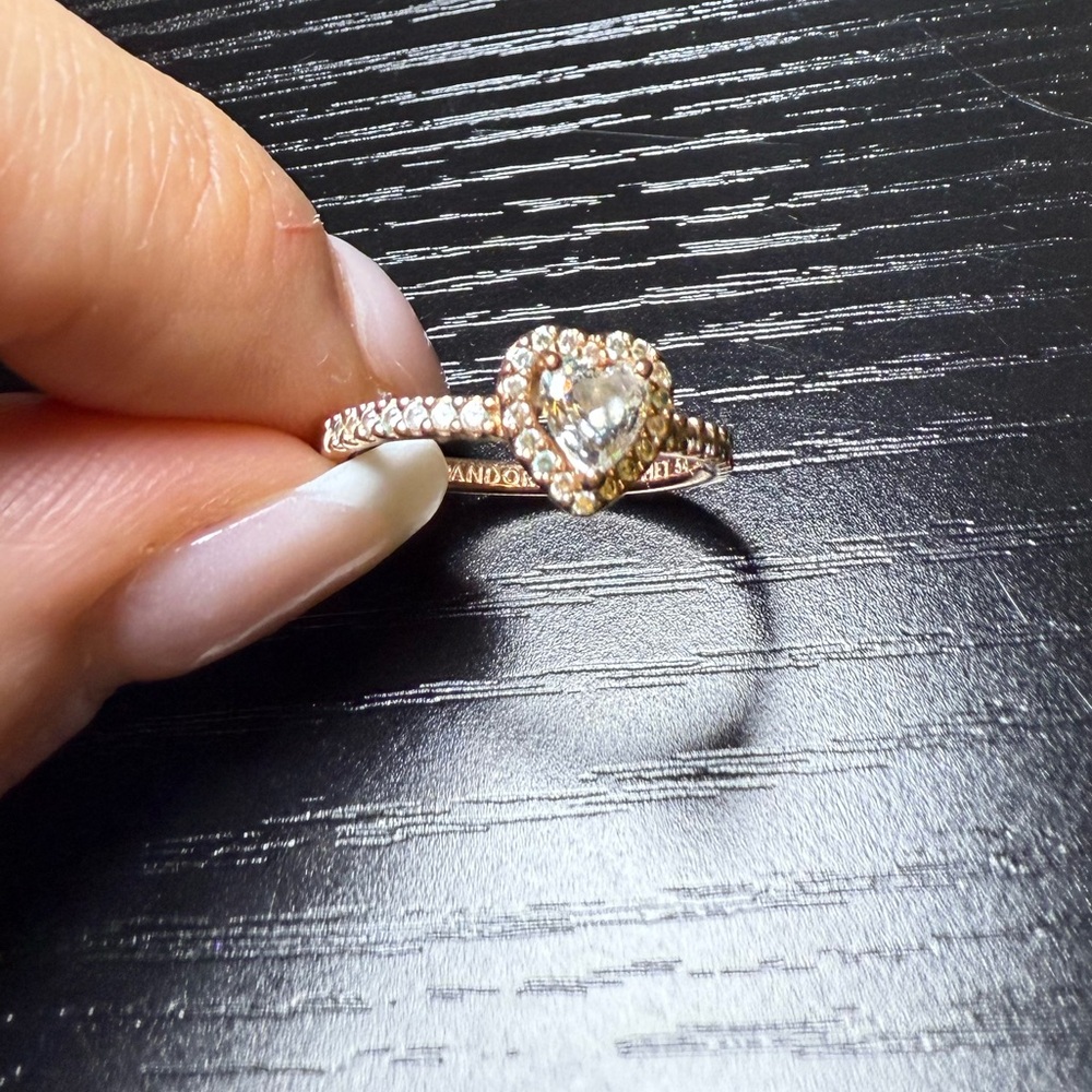 Sparkling Elevated Heart Ring